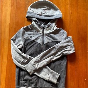 Lululemon grey hoodie